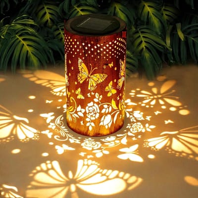 Vlinder Solar Hanglampen Metaal – Waterdicht LED Tuinverlichting – Decoratieve Solar Vlinderlampen – Sfeervolle Buitendecoratie – Hangbaar voor balkon tuin en terras