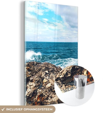 MuchoWow® Glasschilderij 120x180 cm - Schilderij acrylglas - Zomer - Zee - Water - Rots - Foto op glas - Schilderijen