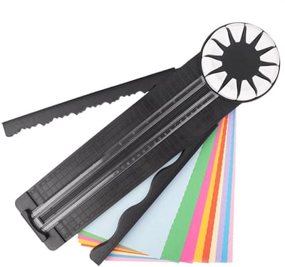 Papiersnijder Golfsnijder - Decoratief Snijgereedschap - Scrapbooking Maken - Twaalf Snijvormen - 32 cm Lengte - Zwart