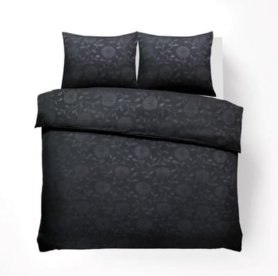 Husch Dekbedovertrek - Embossed Flower - 200x200/220 - Zwart