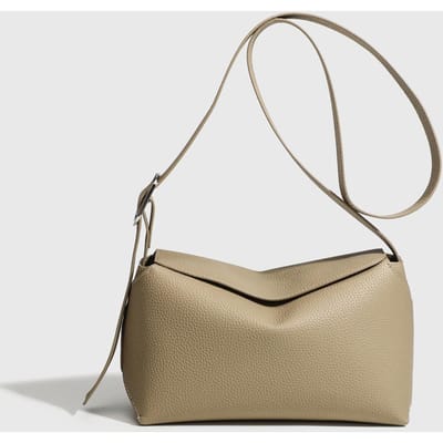 Versie van Zacht Leer Herfst en Winter Pendelen Eenvoudig Lichte Luxe Textuur Kleine Frisse Zoete Meisjes Tas Trendy Dames Tas Eén Schouder Armholte Tas beige