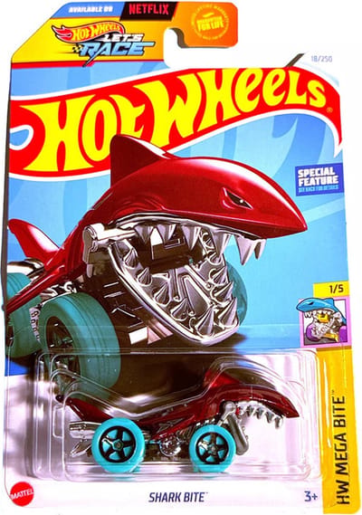 HOT WHEELS SHARK BITE RED 18/250 1:64 HW MEGA BITE 1/5 SHORT CARD