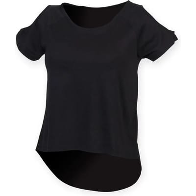 T-shirt voor vrouwen met een zeer lange achterkant SF Clothing