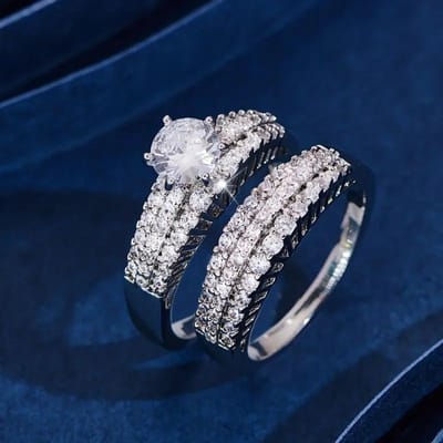 Huitan Magnifique Ensemble de 2 Bagues Design 6 Griffes Féminin Luxe Alliances Bijoux Couleur Or/ Couleur Accessoires Doigt Cadeau 10 white