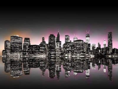 Fotobehang - Colorful glow over NYC.