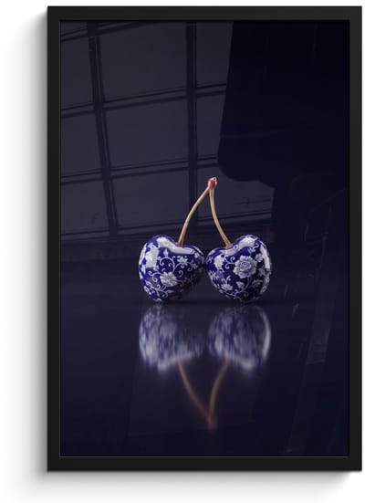 Poster in lijst - Fotolijst 40x60 cm - Posters - Porselein- Kersen - Delfts - Blauw - Posterlijst zwart - Decoratie - Wanddecoratie woonkamer - Muurdecoratie slaapkamer