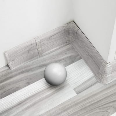 PVC Plinten in Laminaatlook - 20 Meter - 62 mm Hoog - Geschikt voor Diverse Vloeren