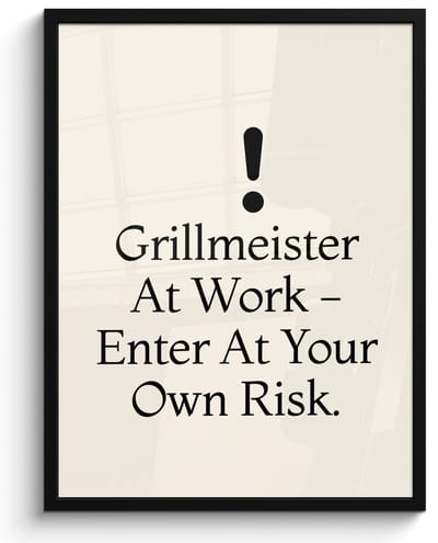 Poster in lijst - Fotolijst 60x80 cm - Posters - Grill - Uitroepteken - Zwart - Tekst - Posterlijst zwart - Decoratie - Wanddecoratie woonkamer - Muurdecoratie slaapkamer