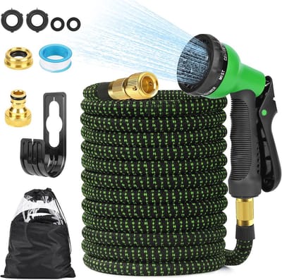 Tuinslang - Groen - 30 m - Uitbreidbare Tuinslang met Sproeikop en Accessoires - Voor Tuin en Camper