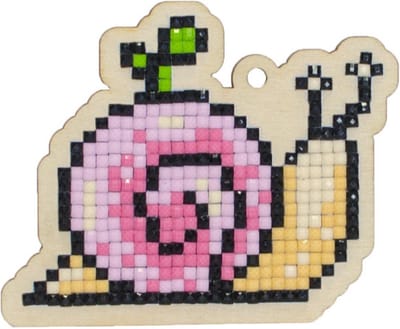 Wizardi Charm - Diamond painting op hout - Pink Snail - Rose Slak - met houder en magneet.