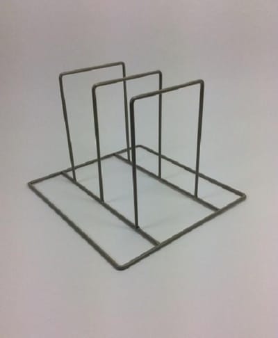 Tijdschriften rek Iron Wire 31x28x21 cm lichtgrijs