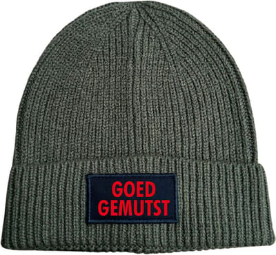 Muts military green | rood - Goed gemutst - soBAD. | Wintersport | Schaatsen | Après ski outfit Warme Muts voor Volwassenen | Heren en Dames Beanie | Schaatsen | Wintermuts