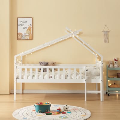 Kinderbed Sotkamo huisbed hoog uitvoering met bedbodem 90x200 cm wit [en.casa]