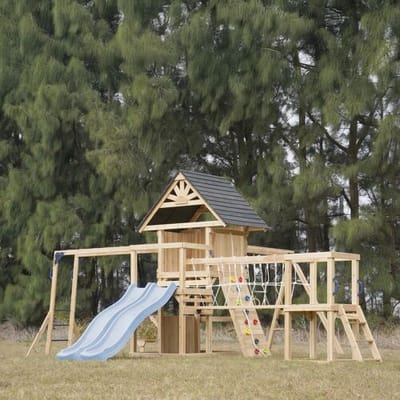 AXI Hunter Speeltoestel met Schommels, Klimrek, Klimbrug en meerdere Platforms – Pastel Blauwe Dubbele Glijbaan - FSC 100% hout – Speeltoren voor de tuin / buiten