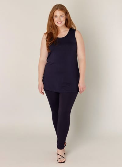 BASE LEVEL CURVY Alicia Top - Dark Blue - maat 0(46)
