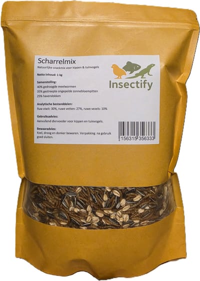 Scharrelmix 1 kg - Kippenvoer & Vogelvoer - Met Gedroogde Meelwormen, Zonnebloempitten & Havervlokken - Buitenvogels - Tuinvogels - Kippen - Insectify