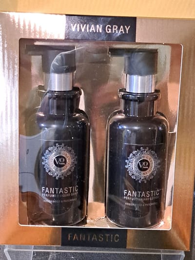 luxe geschenk set handzeep - handlotion - zwart - goud - kerst - verjaardag - leuk geschenk - vader dag - moeder dag
