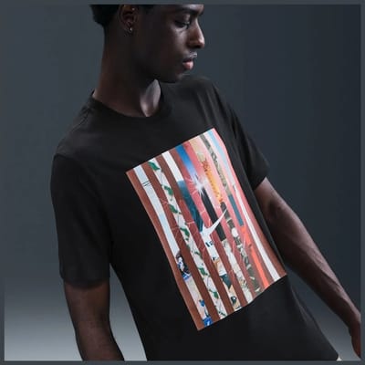 Nike Sportswear T-Shirt - T-shirt - S - Black / Zwart - Sportswear - Lifestyle