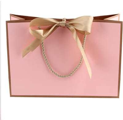 Dailygoods- Geschenkzakjes 16 Stuks - Papieren Cadeautasjes - Gouden Strikband - Feestzakjes - Handgrepen - 28 x 20 x 10 cm - Cadeautas