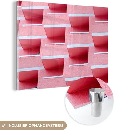 MuchoWow® Glasschilderij 40x30 cm - Schilderij acrylglas - Roze - Balkon - Zomer - Architectuur - Foto op glas - Schilderijen