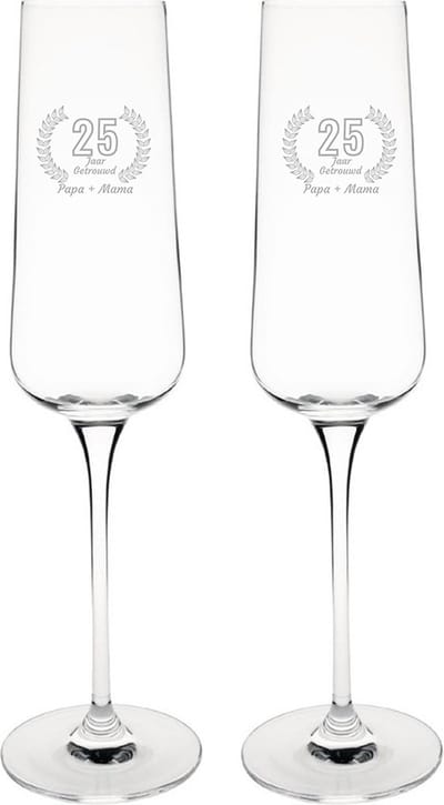 Gegraveerde set champagneglazen 27cl Papa + Mama 25 jaar getrouwd
