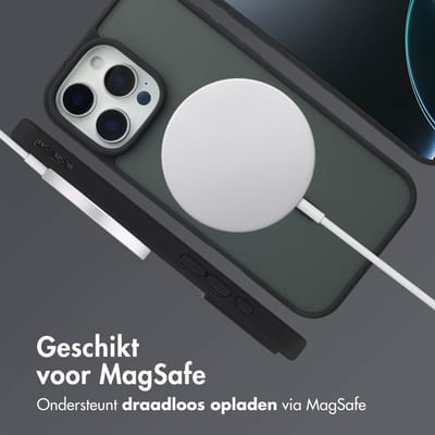 imoshion Hoesje - Geschikt voor iPhone 16 Pro - Color Guard Backcover geschikt voor MagSafe - Zwart