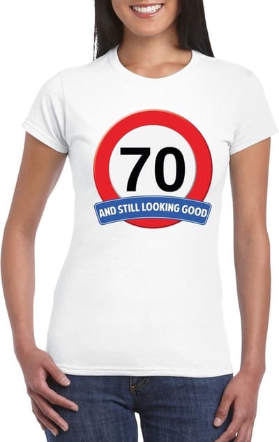 Verjaardag cadeau shirt - 70 jaar and still looking good t-shirt - wit - dames S