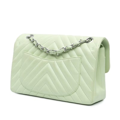 Chanel 19 Mini Flap Bag Lichtgroen Lamsleer