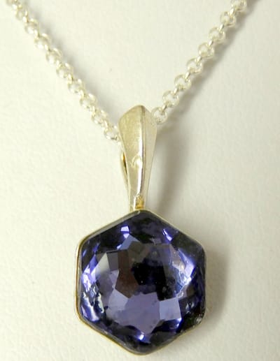 Hetty'S - Chic collier - van 925 zilver - hanger met Paarse Swarovski crystal - Collier is 42 cm