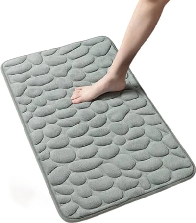 Luxe Voetmat - Gemaakt van Zacht Koraal Fleece en Traagschuim voor Optimaal Comfort - Geborduurd Ontwerp voor een Stijlvolle Look - Verdikt en Absorberend voor een Droge en Veilige Vloer - Ideaal voor bij de Deur of in de Badkamer