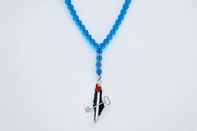 Handgemaakte Natuurstenen Autohanger "Blauwe kwarts"- Met metalen hanger "Sleutel Palestina" - 8 mm diameter van de korrel- Mooie accessoire en decoratie voor de auto