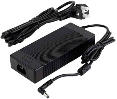 NUX NAD28/4000 voeding – 28V 4000mA, tip negatief