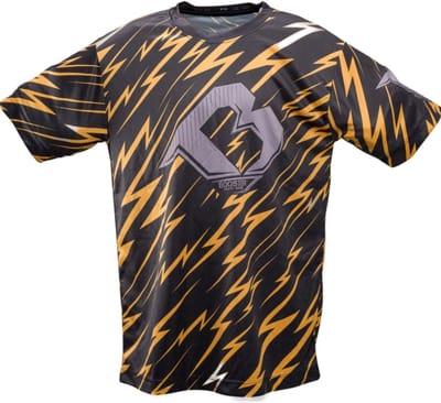 Booster Kids Dry Fit T-Shirt Combat Series 1 Zwart Goud - Kids - 6 Jaar