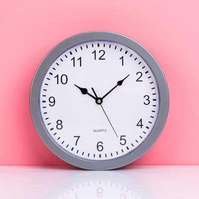 Klok met geheim vak van Winkee