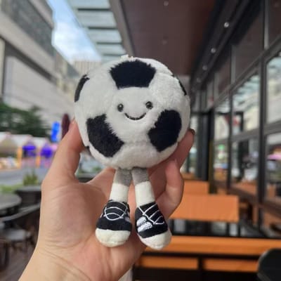 10cm Pluche Sportballen Grappige Leuke Knuffel Voetbal Kinderspeelgoed Simulatiebal Begeleiding Kinderen Zachte Cadeaus voor Meisjes Jongens Kamerdecoratie black