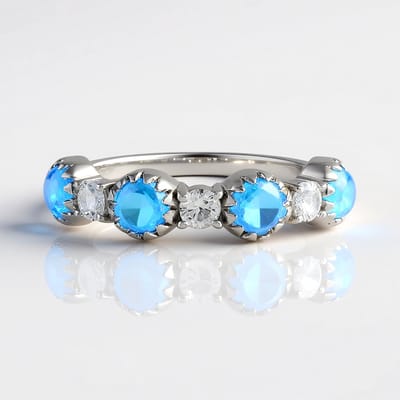 Cavill - Zilveren Ring 925 Sterling Platina Geplateerd - Blauwe Ethiopische Opaal 0,91 ct - Zirkonen - Elegante Ronde Cabochon Opaal Ring Dames