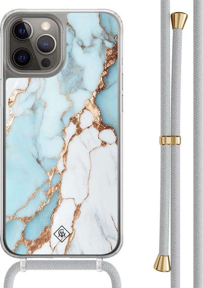Casimoda® hoesje met grijs koord - Geschikt voor iPhone 12 Pro - Marmer Lichtblauw - Afneembaar koord - TPU/polycarbonaat - Blauw