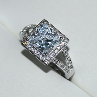 Mode Licht Luxe Vierkante Zirconia Kristallen Ring voor Vrouwen Witte Goudkleur Verloving Bruiloft Ring Exquisiet Sieraden 10 gray