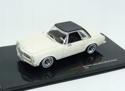 Mercedes-Benz 230 SL (W113) Hardtop 1964 - 1:43 - IXO Models