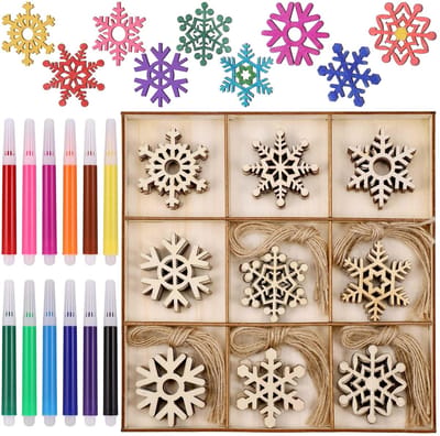 Dailygoods- Sneeuwvlok 45 Stuks - Houten Sneeuwvlokken - Vintage Kerstboomdecoraties - Knutselset met 12 Kleurpennen - Hangende Ornamenten - Geselecteerd Hout 5 cm - Kerstornamenten