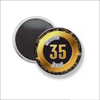 Button Met Magneet 58 MM - Hoera 35 Jaar - NIET VOOR KLEDING
