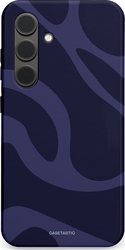 Casetastic Hoesje Geschikt voor Samsung S24 - Stijlvolle Beschermende Duo-layer Case - Diepzee Marine Golven