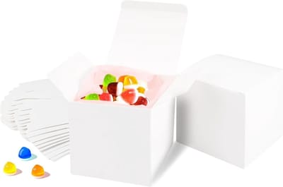 Witte vierkante kartonnen geschenkdozen met deksel - 50 stuks - 8 x 8 x 8 cm - eenvoudige montage - kraftpapier - voor knutselen, geschenken, bruiloft, feest .