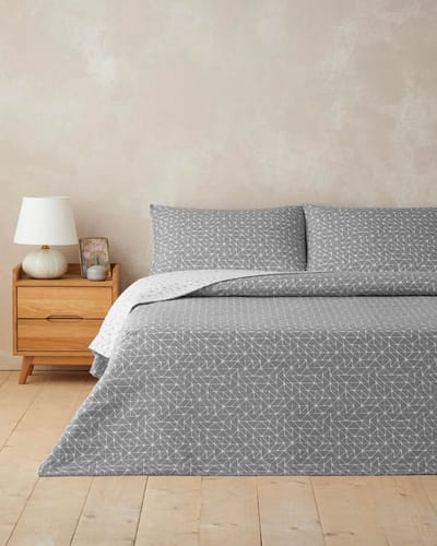 English Home Trio Shape Dekbedovertrek 160x220 cm – incl. 1 Laken 160x230 cm & 1 Kussensloop 50x70 cm – Easy Iron – Grijs