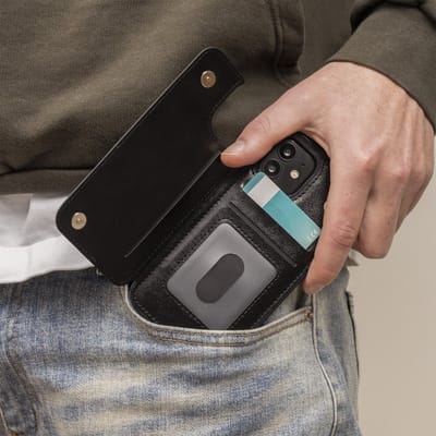 ShieldCase Hoesje geschikt voor Apple 6.1 inch - zwart - Stijlvolle Portemonnee Case - Duurzaam Telefoonhoesje - Premium iPhone Bescherming