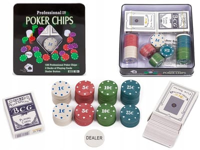 Pokerset met 100 fiches, 2 decks en een dealerchip