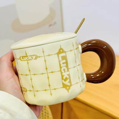 Tasse Chat Mignonne Concave et Convexe avec Couvercle Mug Lettres Anglaises Tasse à Eau pour Filles Bureau Tasse en Céramique Ménage Set 350ML