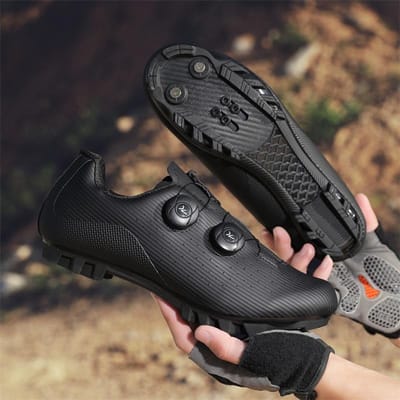 chaussure de cyclisme VTT Pédale plate chaussures de vélo clit Homme chaussures à crampons vélo Chaussure VTT Chaussure de course Blocage Pied Chaussure de cyclisme 45 noir