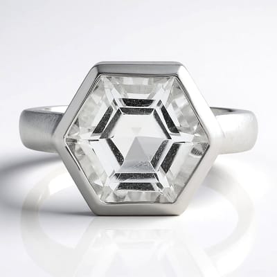 Cavill - Zilveren ring 925 Sterling - 3,91 ct Braziliaanse witte kwarts - zeshoekig fancy slijpsel - moderne luxe ring