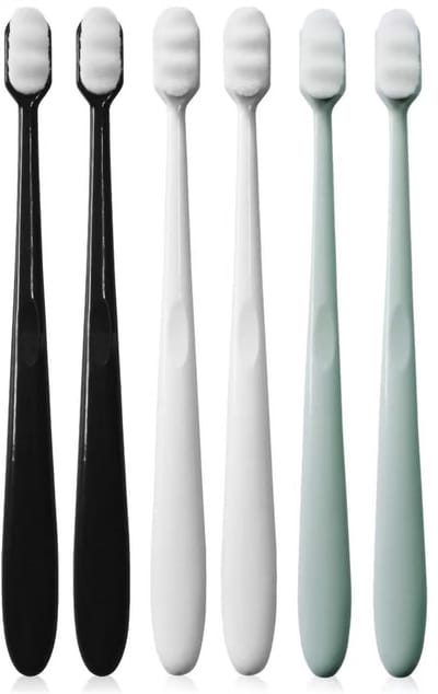 Extra zachte tandenborstels- Set van 6- Zwart, Wit, Blauwgroen- Geschikt voor gevoelig tandvlees- 20.000 zachte borstelharen- Witte golvende borstelharen - Zacht voor het tandvlees - Verwijdert effectief tandplak - Ideaal voor dagelijkse mondhygiëne
